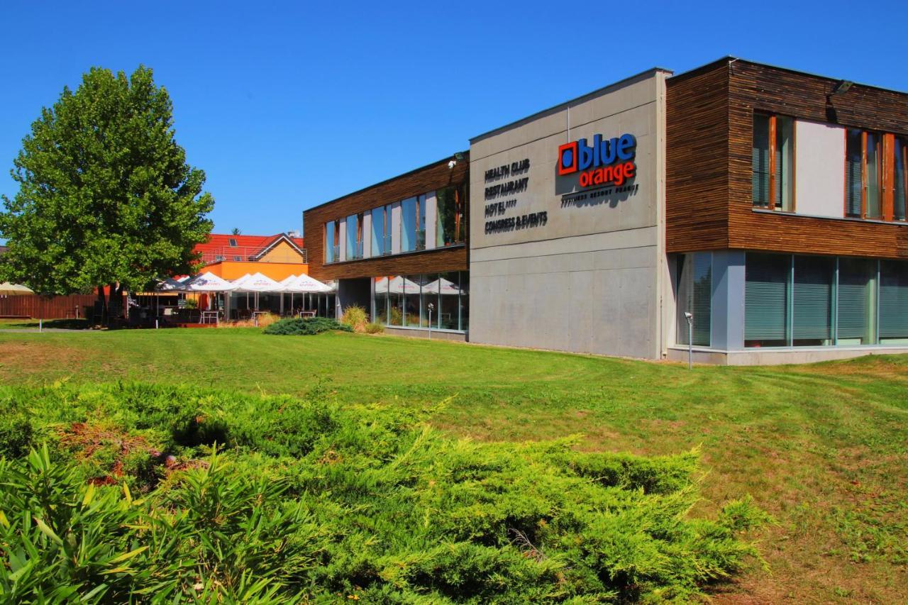Blue Orange Resort Прага Экстерьер фото
